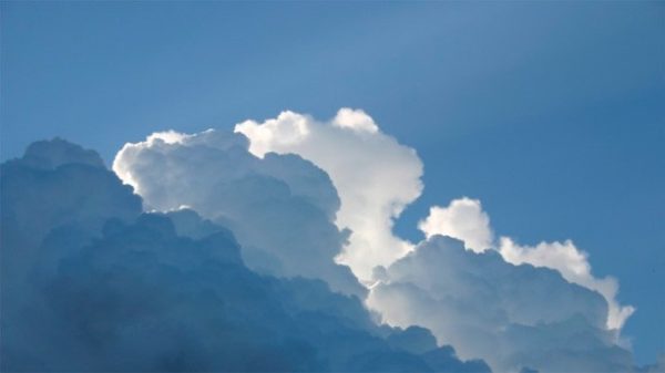 Las nubes son como el deseo de la tierra. (Foto: giografiche/Pixabay)
