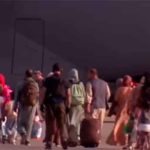 Evacuación sin tregua en el aeropuerto de Kabul. (Foto: BBC)