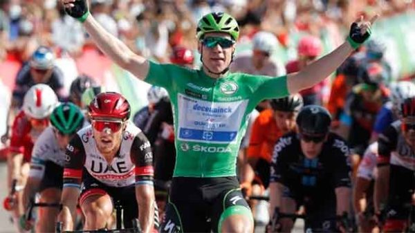 Jakobsen se regaló un triplete en La Vuelta para su cumpleaños. (Foto: @LaVuelta)