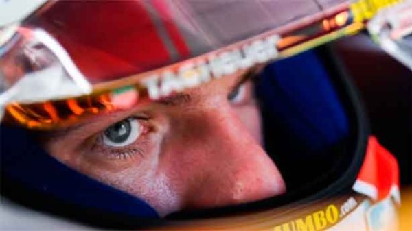 Verstappen se exhibe en casa y es de nuevo el líder. (Foto: