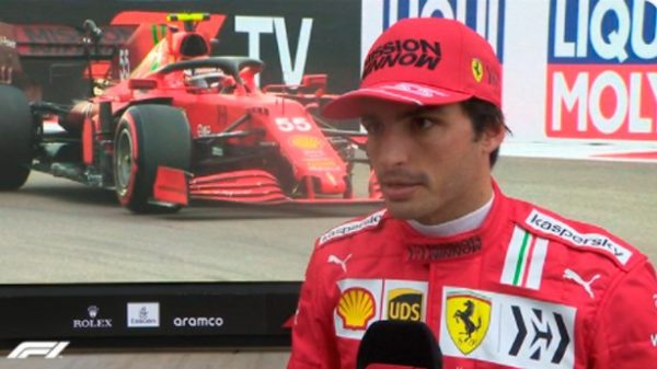 Carlos Sainz rozó su primera pole. (Foto: @F1)