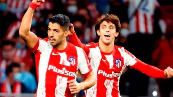 Una noche muy especial para Luis Suárez. (Foto: @LaLiga)
