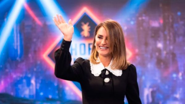 Penélope Cruz promocionó "Madres paralelas". (Foto: Antena 3)