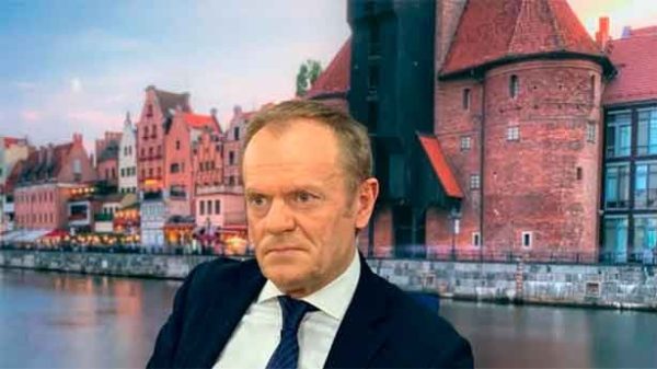 La Plataforma Cívica de Donald Tusk llamó a una respuesta masiva en Polonia contra el Polexit.. (Foto:
