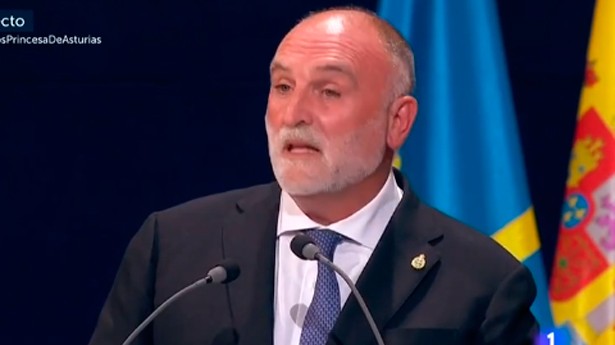 José Andrés emocionó con su discurso. (Foto: RTVE)