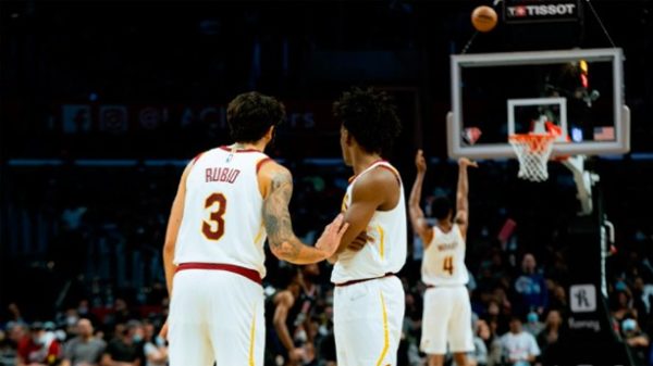 Ricky Rubio aportó 15 puntos a la victoria de Cavaliers. (Foto @cavs)