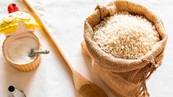 Una forma original de preparar el arroz. (Photo by Massimo Adami on Unsplash)
