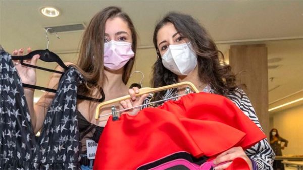 Maestros de la costura empieza a calentar motores. (Foto: RTVE)