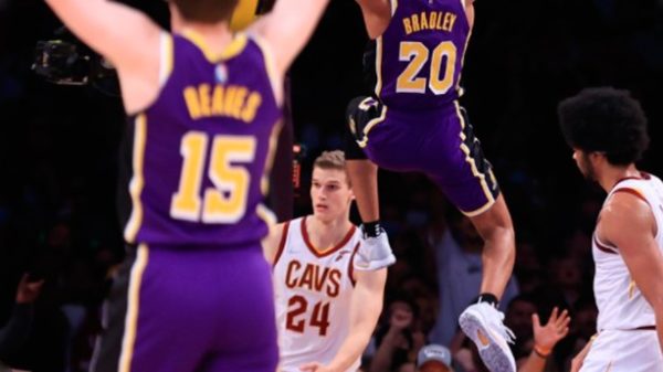 Los Lakers acabaron con la buena racha de los Cavs. (Foto: @Lakers)