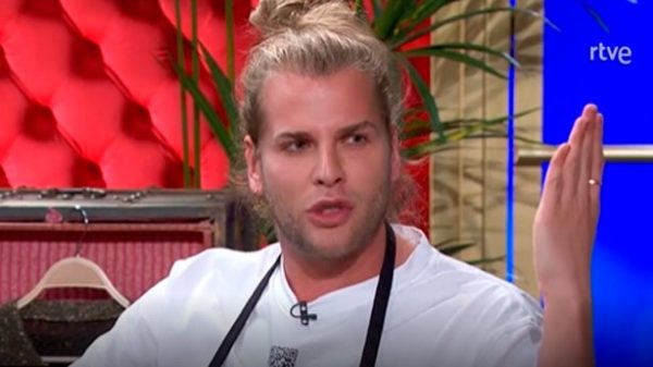 A Eduardo lo volveremos a ver muy pronto en Maestros de la Costura. (Foto: RTVE)