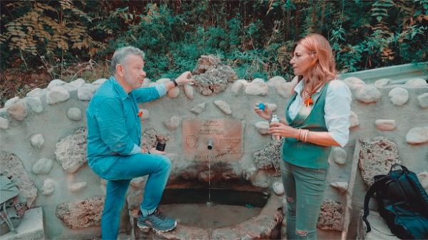 Alberto Chicote con Mariló Montero haciendo un alto en el camino. (Foto: La Sexta)