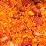 Las migas se hacen con paciencia y deben quedar esponjosas. (Foto: YouTube)