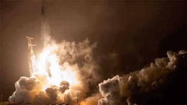 NASA y SpaceX lanzan DART: primera misión de prueba para defender el planeta Tierra. (Foto: NASA)