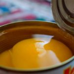 Melocotones en almíbar para un rico postre. (Photo by Jacinto Diego on Unsplash)