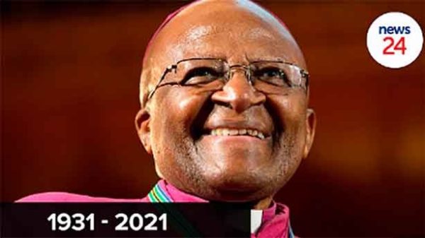 El arzobispo sudafricano y premio Nobel de la paz
