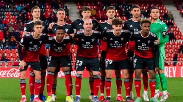 Mirandés ante Rayo Vallecano. uno de los grandes focos del SuperMiércoles. (Foto:
