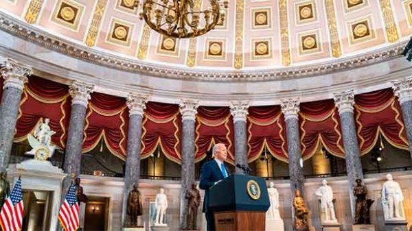 Biden se dirigió a la nación desde el Statuary Hall