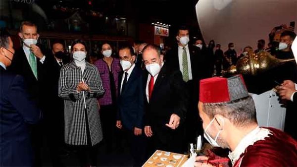 Especial atención de los Reyes a Marruecos en FITUR. (Foto: @CasaReal)