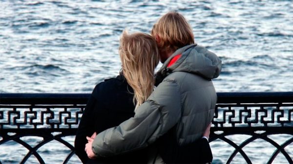 Hoy se celebra el Día Mundial del abrazo. (Foto: Pixabay)