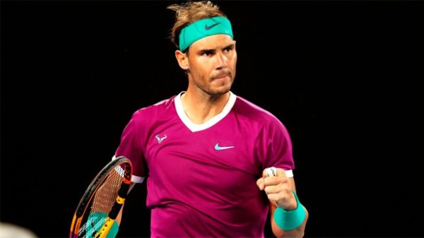 A Nadal se le vio fresco de piernas durante las 2 horas y 50 minutos de partido. (Foto: @AustralianOpen)