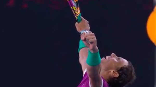 Alegría inmensa de Rafa Nadal tras un durísimo encuentro. (Foto: @AustralianOpen)