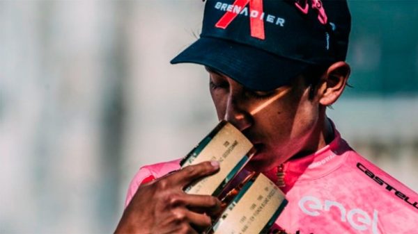 Bernal tenía previsto defender su título del Giro y asaltar de nuevo el podio del Tour.