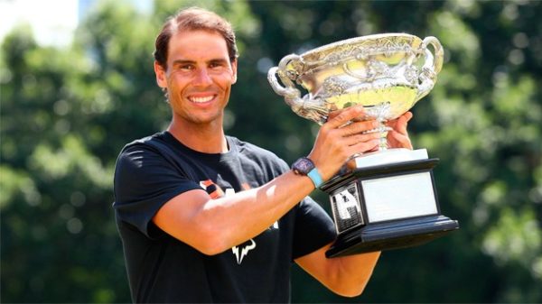 Nadal fue este lunes el hombre más feliz de Melbourne. (Foto: @AustralianOpen)