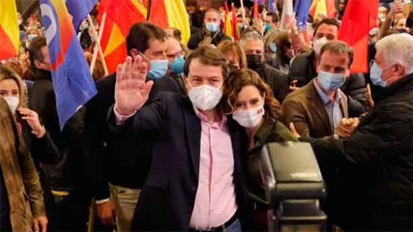Todo el apoyo de Ayuso a Mañueco en el mitin en la ciudad de Burgos. (Foto: @alferma1)