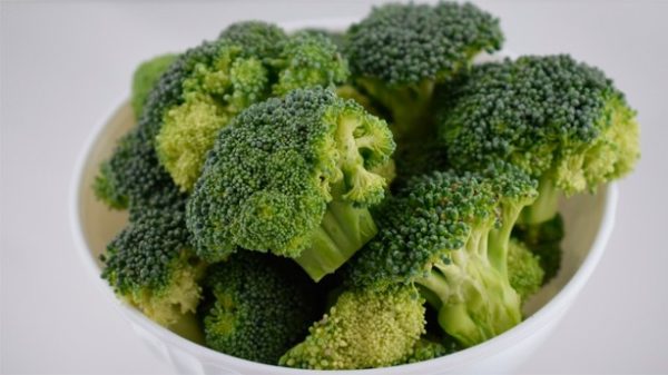 El brócoli necesita bastante menos cocción que la coliflor. (Foto: ExplorerBob/Pixabay)