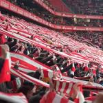 Nueva noche de bufondeo en San Mamés. (Foto: @AthleticClub)