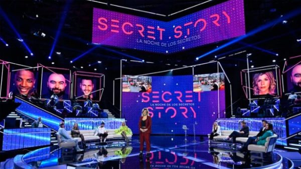 Quinta gala de Secret Story con Toñi Moreno. (Foto: Telecinco)