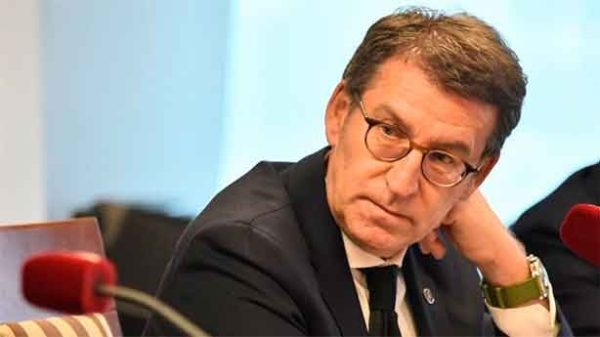 Feijóo ha pedido una solución inmediata a la gravísima crisis en el PP. (Foto: @esRadio)