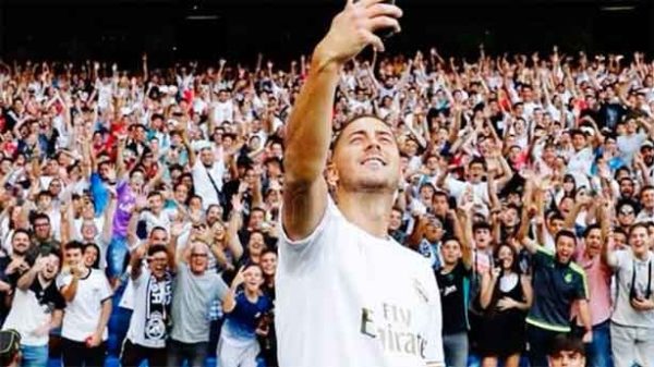 Todo preparado para su regreso al Chelsea. (Foto: @hazardeden10