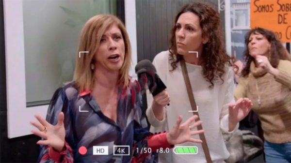 La Cuqui cuenta cómo fue su "escrache". (Foto: Telecinco)