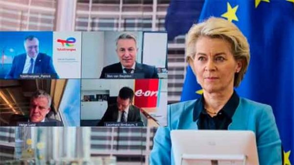 Ursula no apoya la propuesta de Sánchez propuesta para bajar el precio de la luz. (Foto: @VomderLeyen)