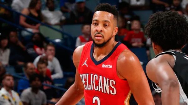 Los 32 puntos de McCallum se quedaron sin premio. (Foto: @PelicansNBA)