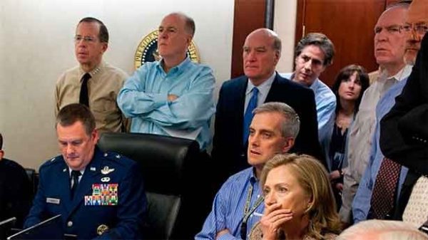 Blinken en la famosa foto en The Situation Room en el que en que fue abatdi Osana Bin Laden. (Foto: TWH)