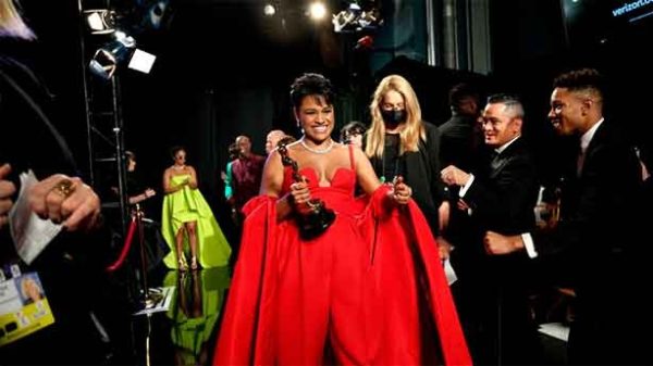 Ruptura de Smith con la noche del glamour. (Foto: Academy)