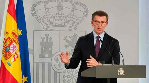 El presidente del PP explicó a fondo lo tratado en La Moncloa. (Foto: @FeijooGalicia)