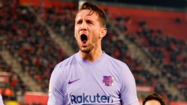 Luuk logra que el Barcelona se acueste segundo