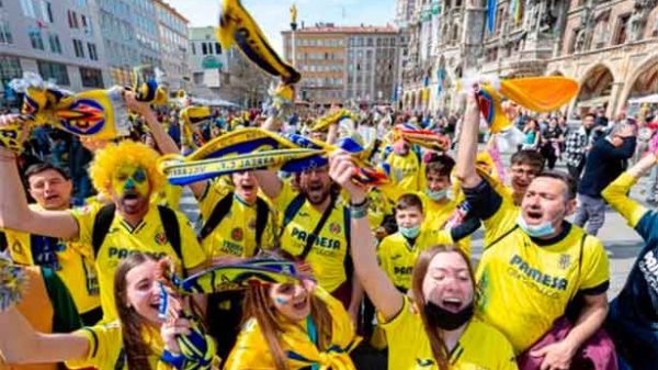 La hinchada amarilla en Múnich. (Foto: @Villarreal)
