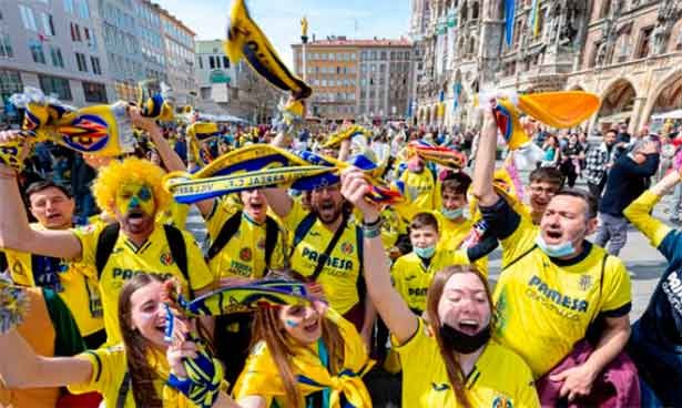 La hinchada amarilla en Múnich. (Foto: @Villarreal)