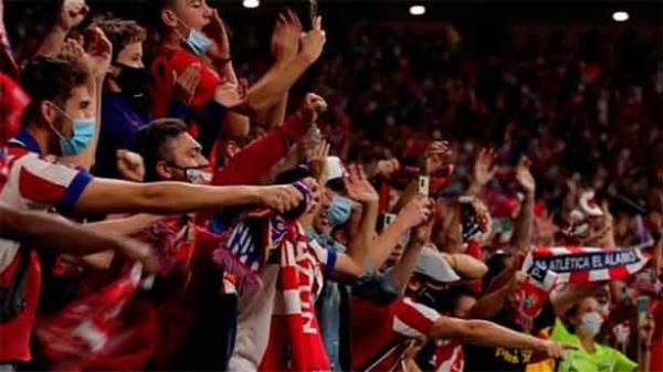 Enorme emoción en el Wanda. (Foto: @Atlético deMadrid)