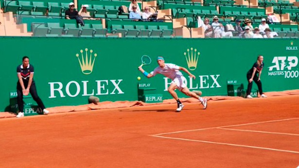 Inmensa alegría de Davidovich tras clasificarse para semifinales. (Foto: @ROLEXMCMASTERS)