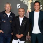 Los tres presentadores de la nueva edición. (Foto: Telecinco)