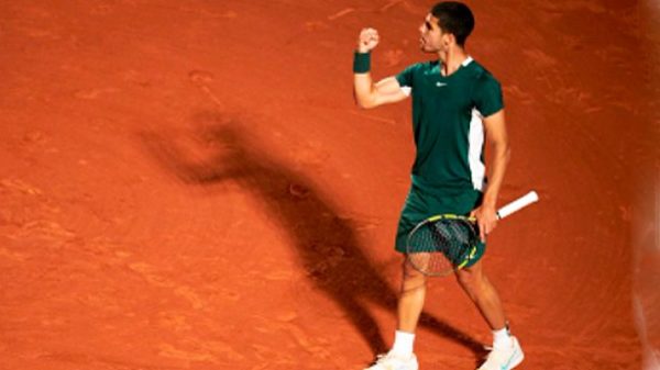 Alcaraz venció a Munar y a Tsitsipas en una jornada agotadora. (Foto: @RFETenis)