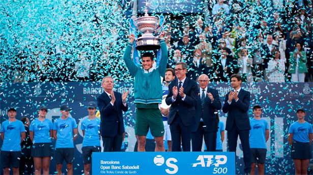 Alcaraz sólo necesitó una hora para llevarse su cuarto trofeo. (Foto: @bcnopenbs)