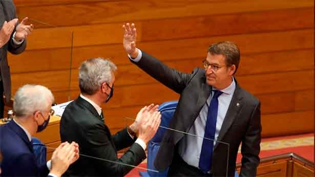 Feijóo en su emocionante despedida de la Cámara de Galicia. (Foto: @PP/ANF)