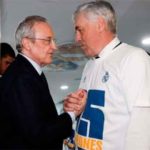 La felicitación de Florentino a Carlo Ancelotti. (Foto: @RealMadrid)