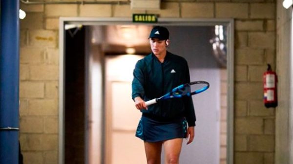 Garbiñe Muguruza salió muy concentrada